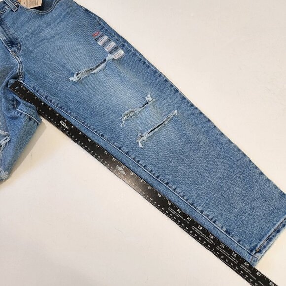 Levi's NWT Silver Tab High Waisted Mom Jean Womens 31 Distressed‎ Tapered Leg - Picture 7 of 13
